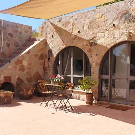 Апартаменты Eilat Stone - Patio אבן אילת - פטיו Экстерьер фото