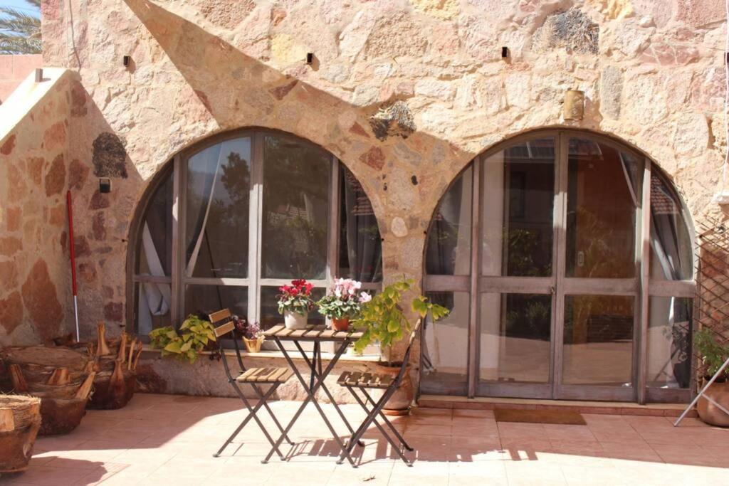 Апартаменты Eilat Stone - Patio אבן אילת - פטיו Экстерьер фото
